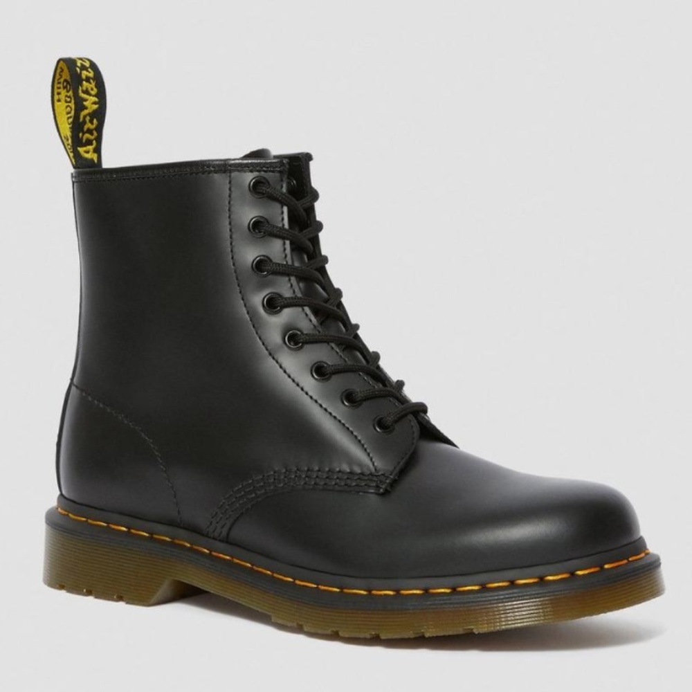 Doc Martens Iconic 8 Eye Boot